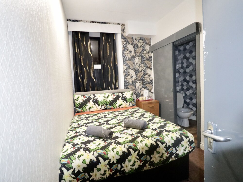 Blackpool Central Hotel 28/50