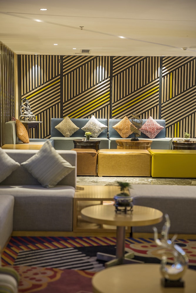 Holiday Inn Express Daocheng Yading 46/67