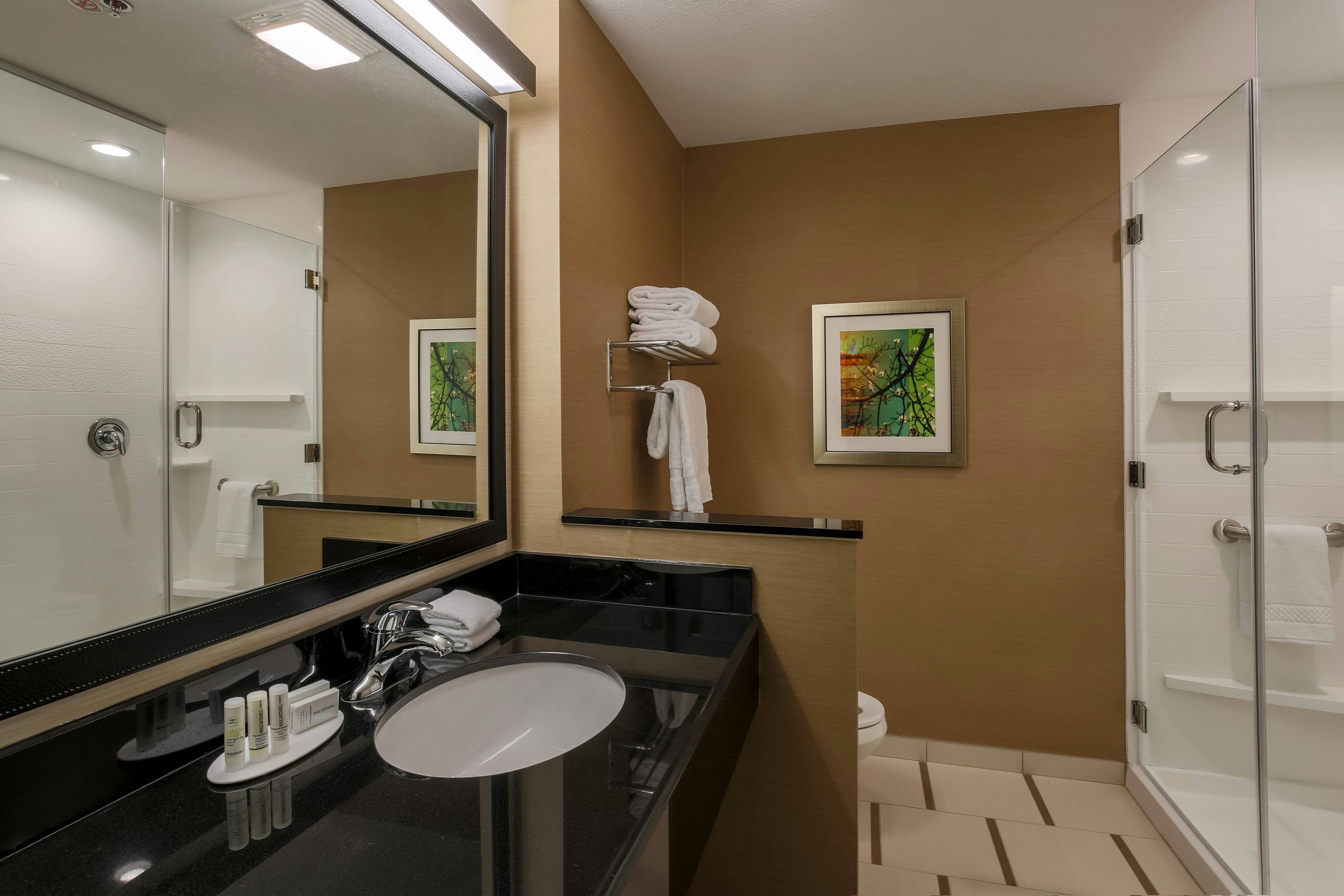 Fairfield Inn Suites Cuero 52/54