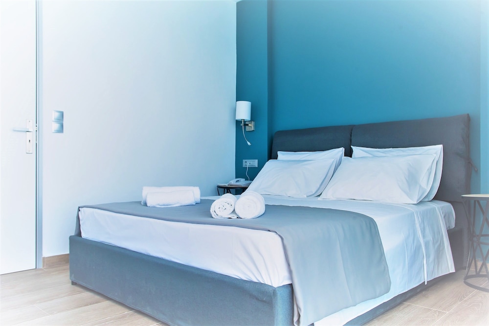 Room at Sunrise Apt, RHODES