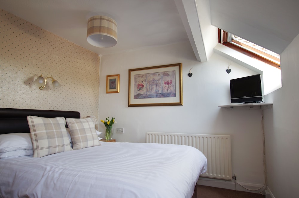 Brook House 3/32