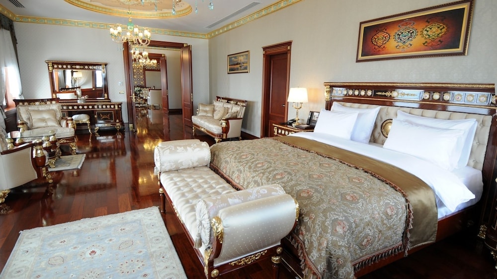 MEYRA PALACE 13/69