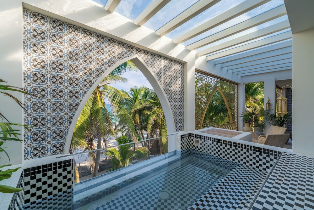 Sana Tulum Beachfront Boutique Hotel 44/72