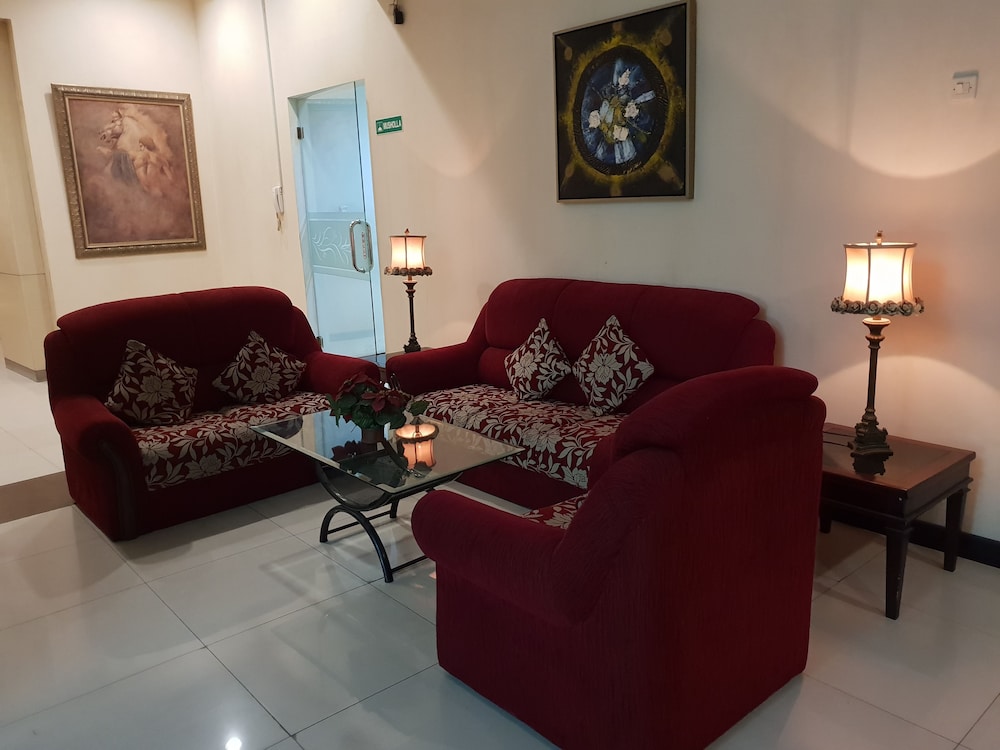Scarlet Kebon Kawung Hotel 48/71