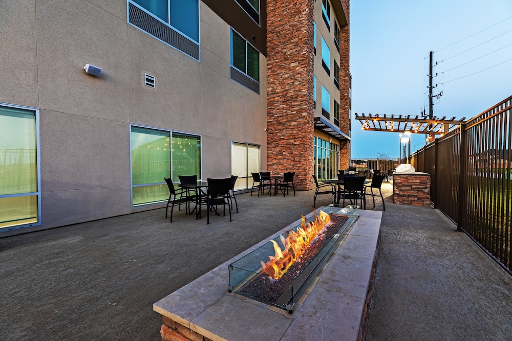 Holiday Inn Express & Suites - Houston SW - Rosenberg, an IHG Hotel 39/46
