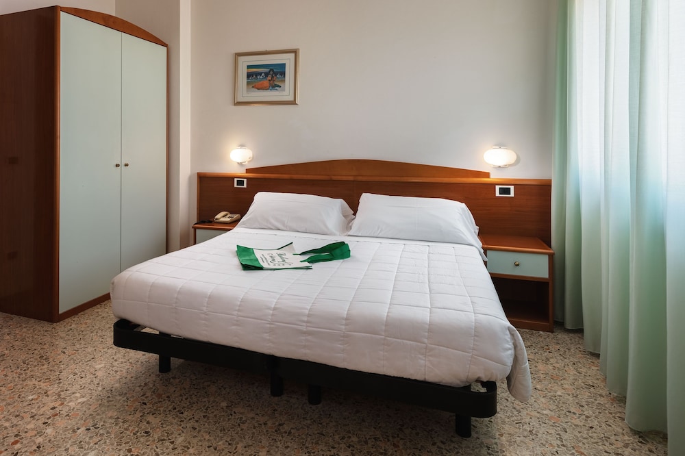 Hotel Poseidon & Nettuno 13/63