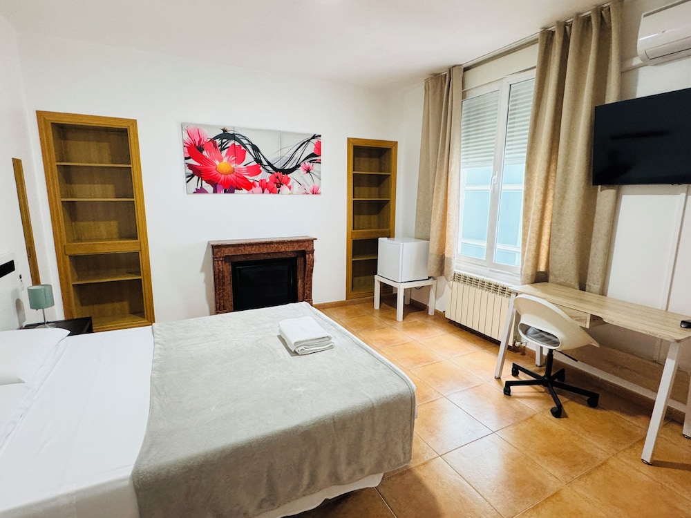 SUPERIOR, DOUBLE BED