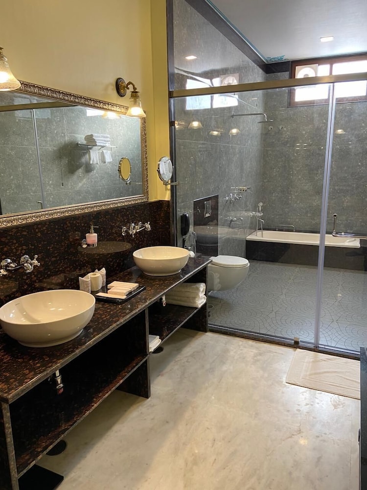 Umaid Farm Resort A Legacy Vintage Stay In Jaipur 47/50