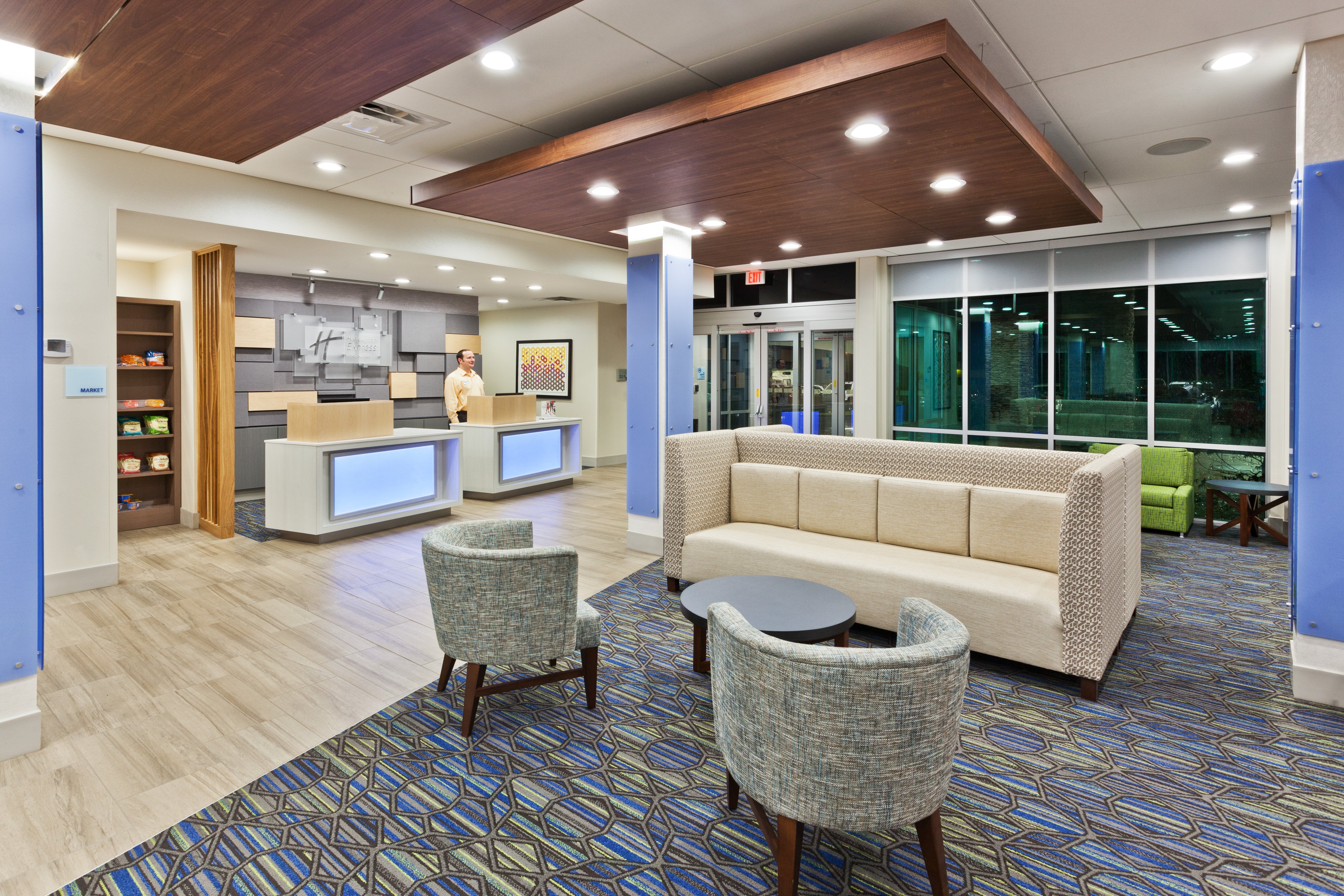 Holiday Inn Express And Suites Cartersville 10/31