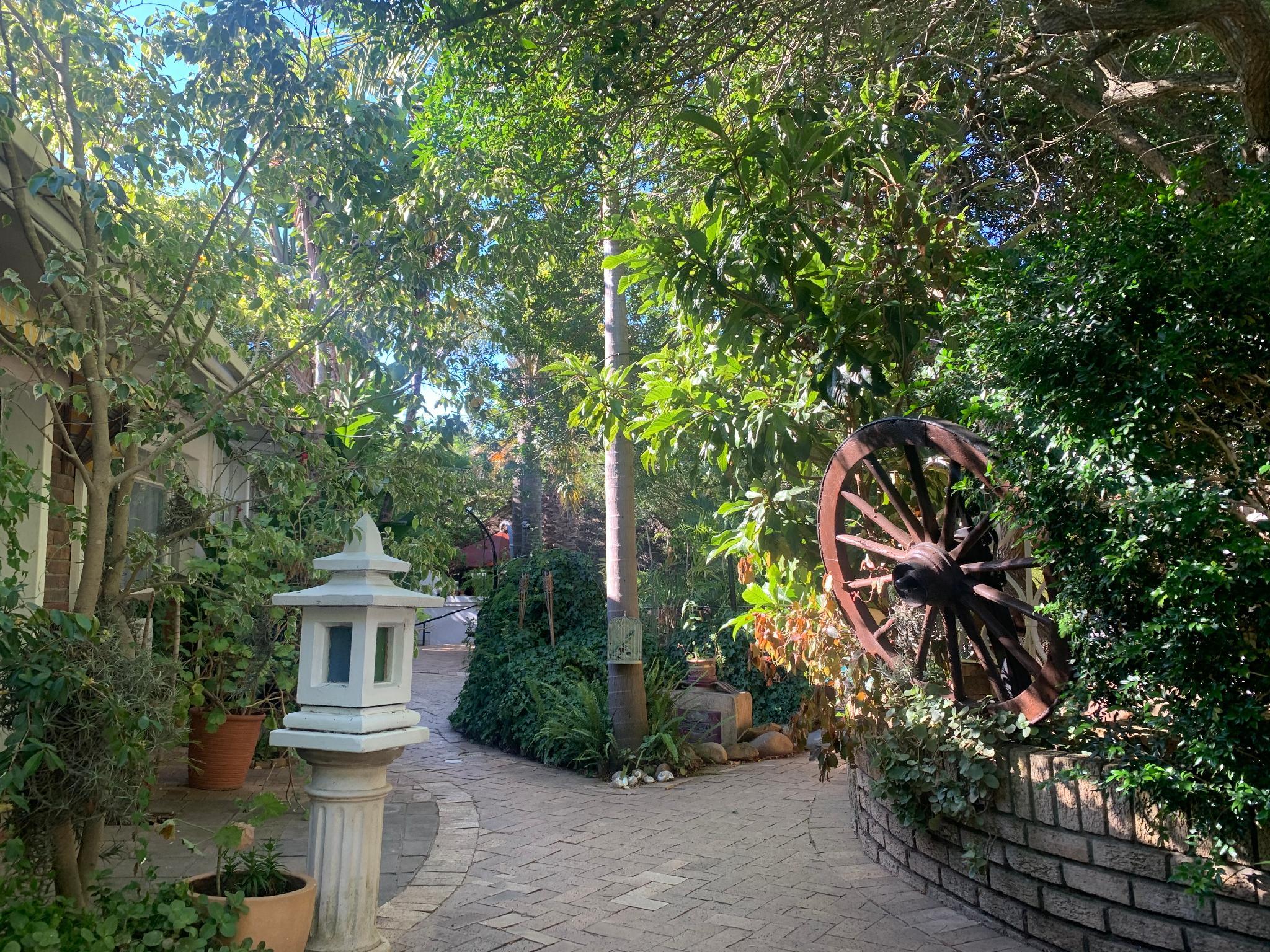 The Little Hideaway 16/26