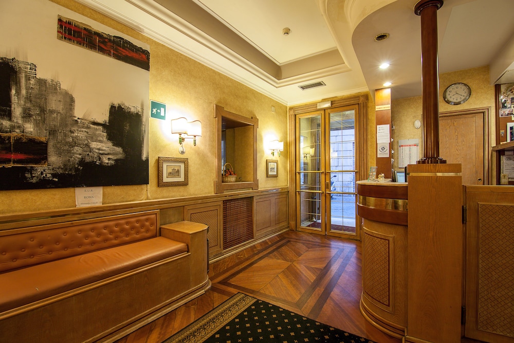 Hotel Pomezia 1/28