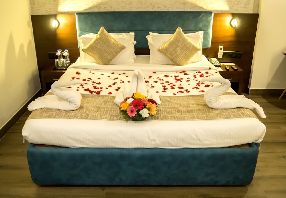 Icon Boutique Hotel by Bhagini 6/33