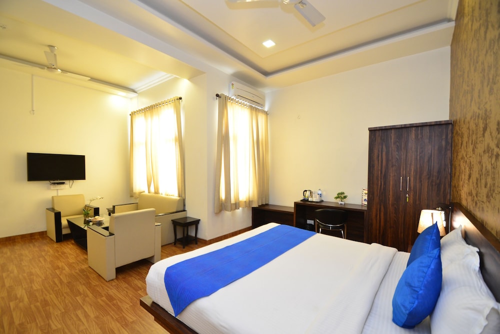 Hotel Sapphire World 24/37