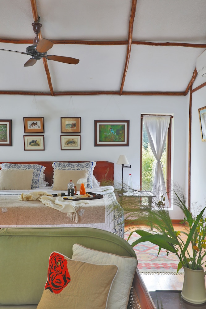 JIMS JUNGLE RETREAT 34/50