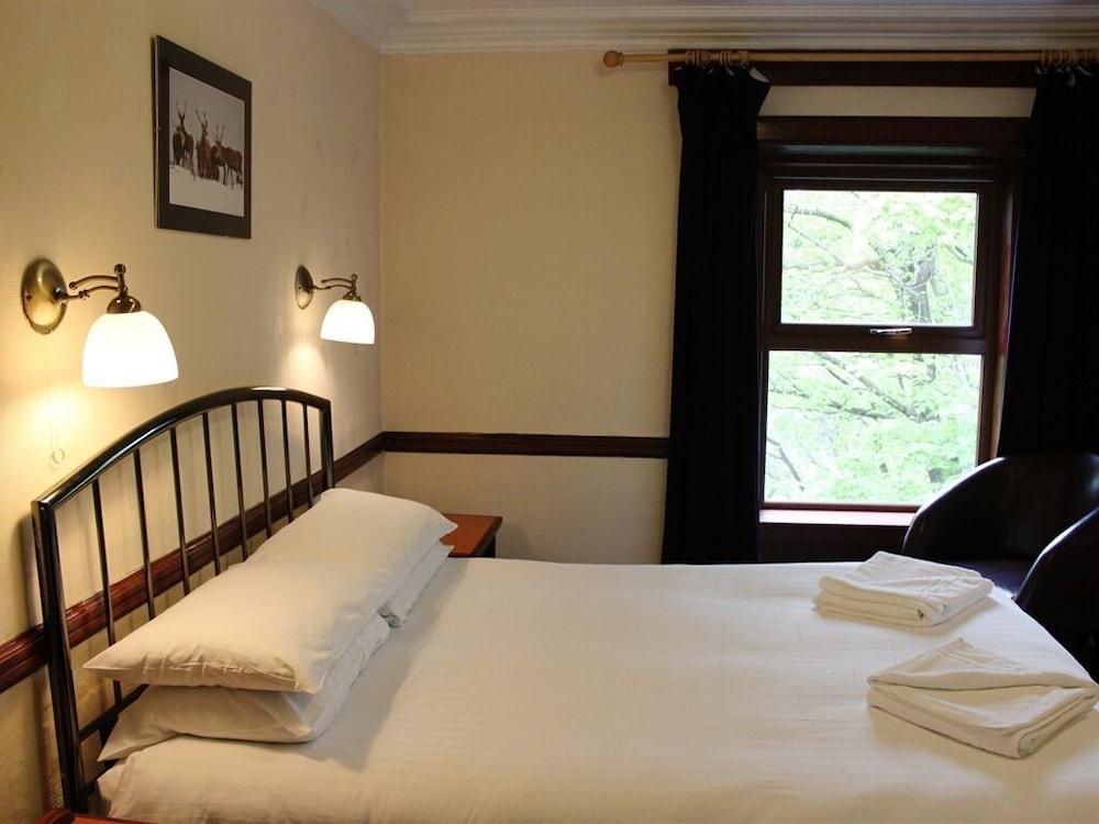 Sutherland Inn 6/26