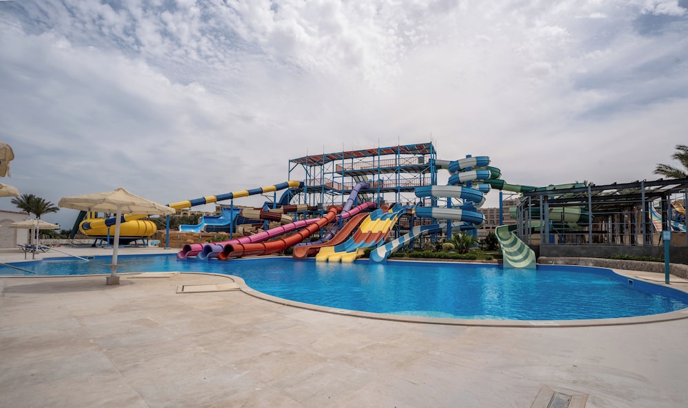 Sunrise Azalea Aqua Park Resort 35/46