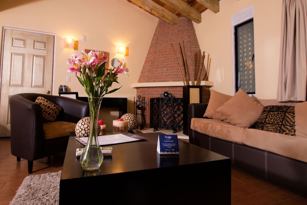 Hotel Mision Grand Valle De Bravo 27/50