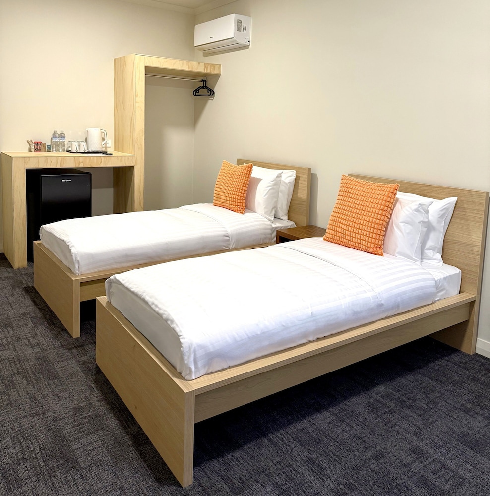 Gallery Hotel 42/71
