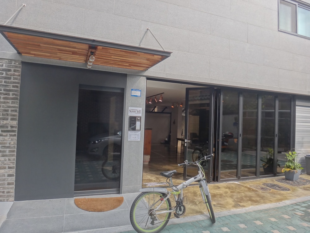 Sunny Hill Hostel Hongdae 46/50