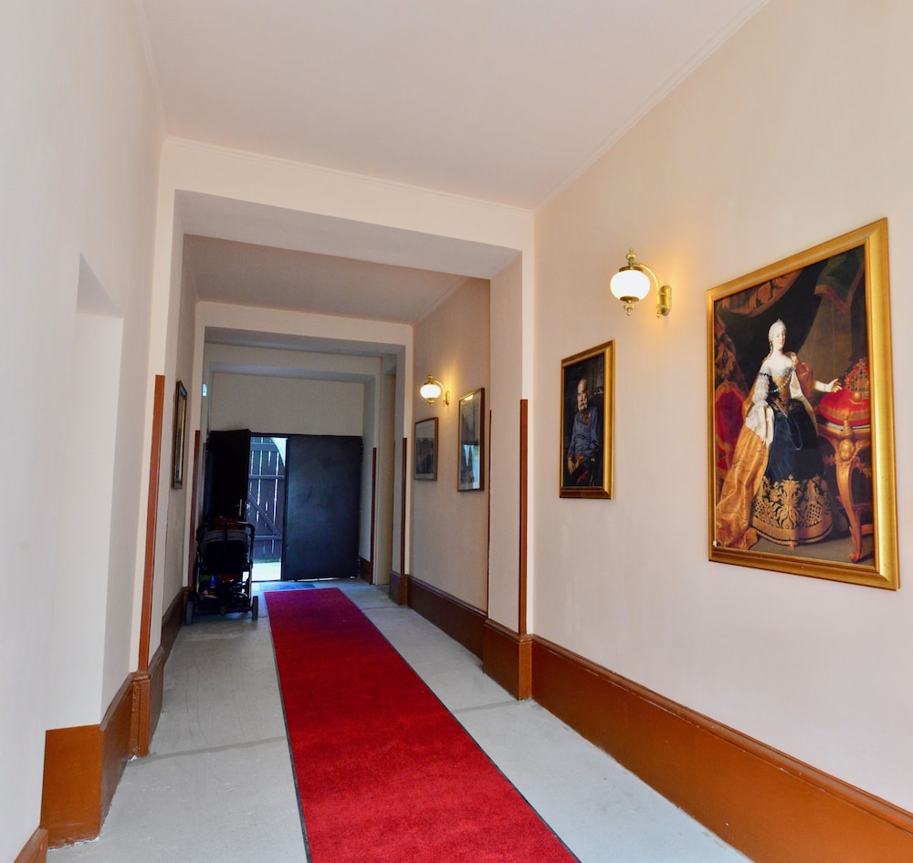 ALTWIENERHOF 28/50