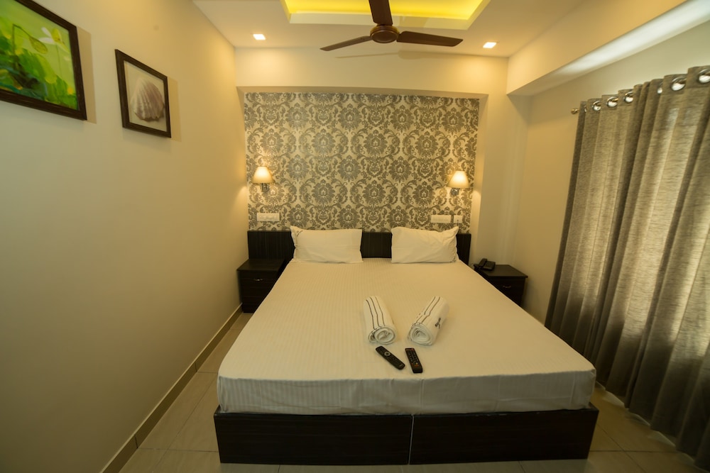 South Gate Residency 17/50