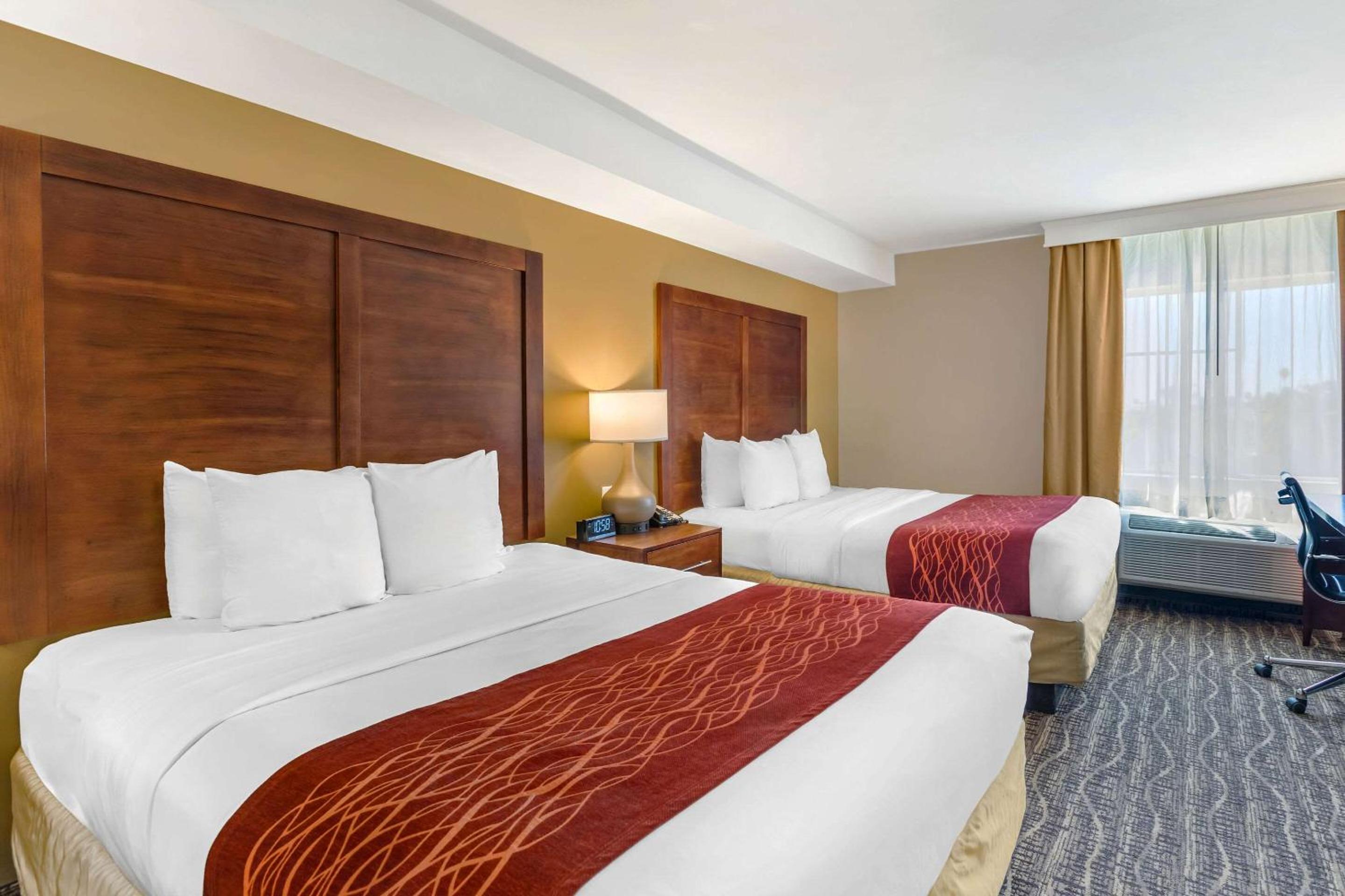 ROOM, 2 QUEEN BEDS