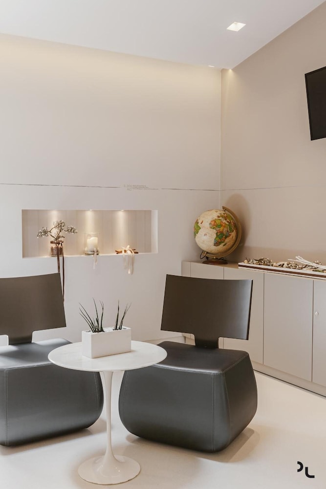Residenza Del Monaco Bianco 33/50