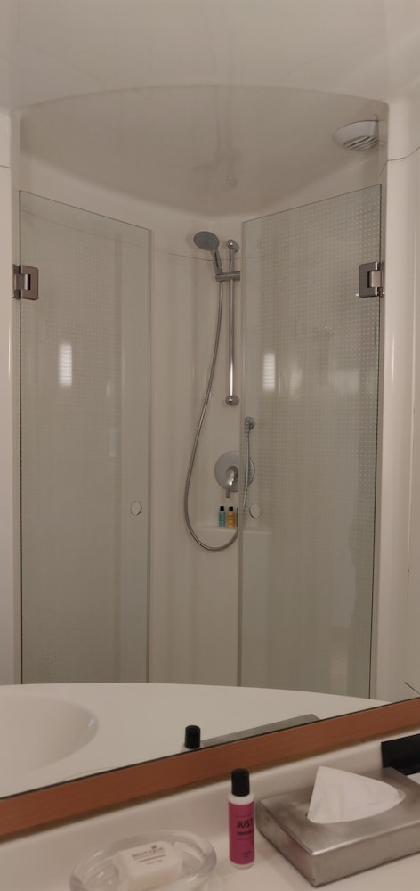 Ibis Bangalore City Center 71/71