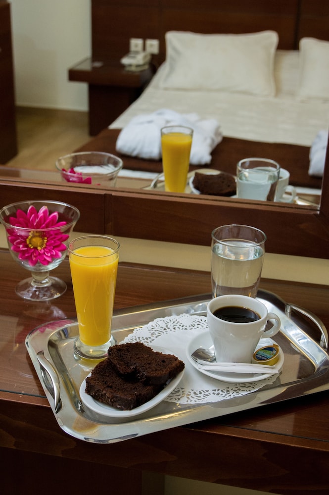 Olympion Hotel 37/45