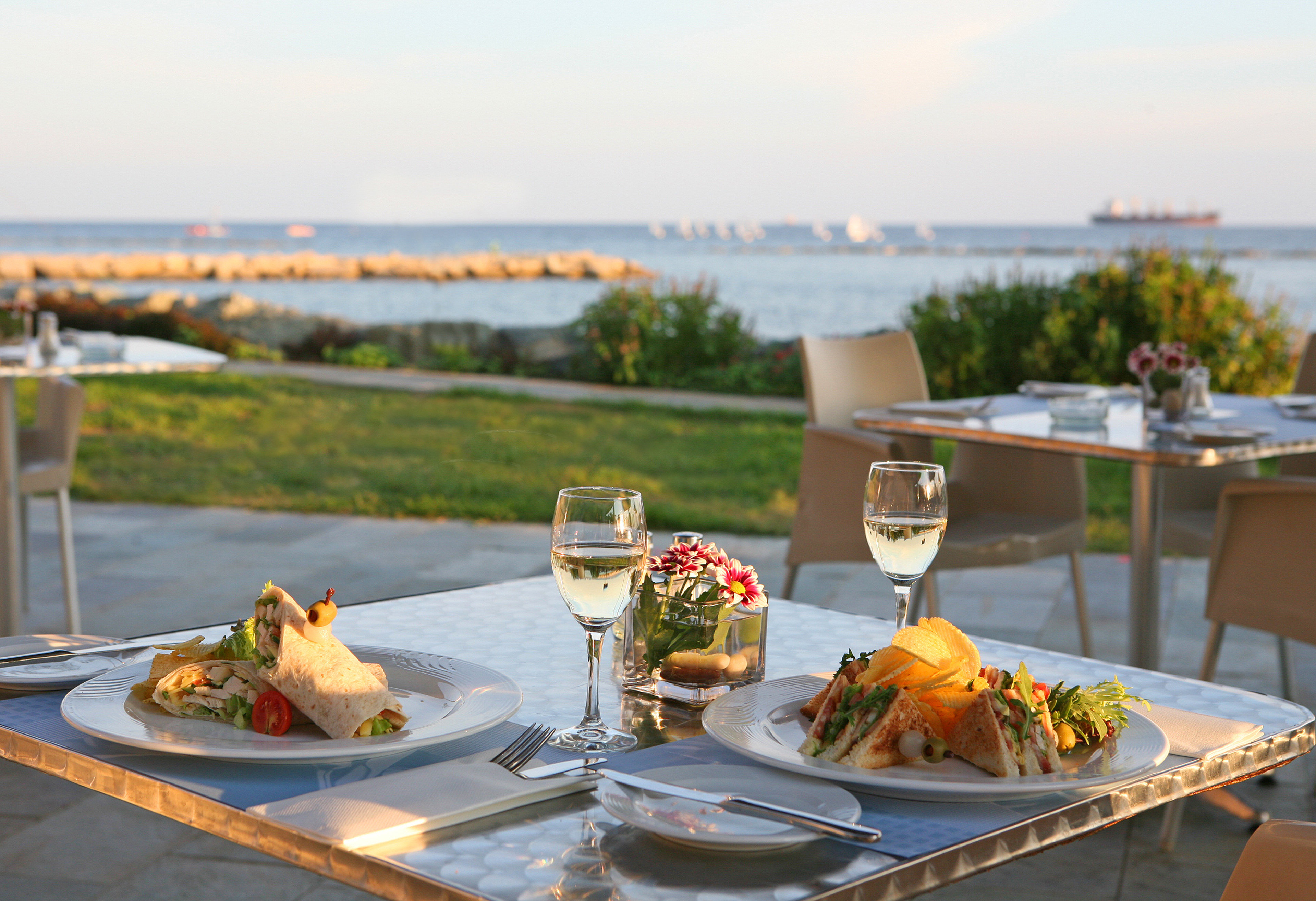 Crowne Plaza Limassol 51/75