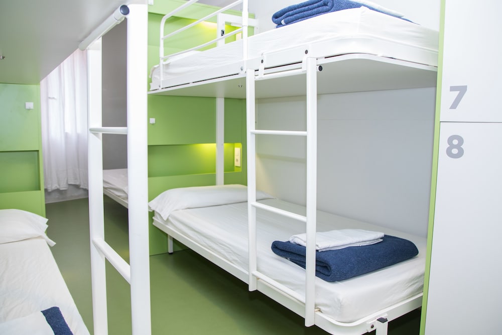 Sant Jordi Hostels Sagrada Familia 7/50