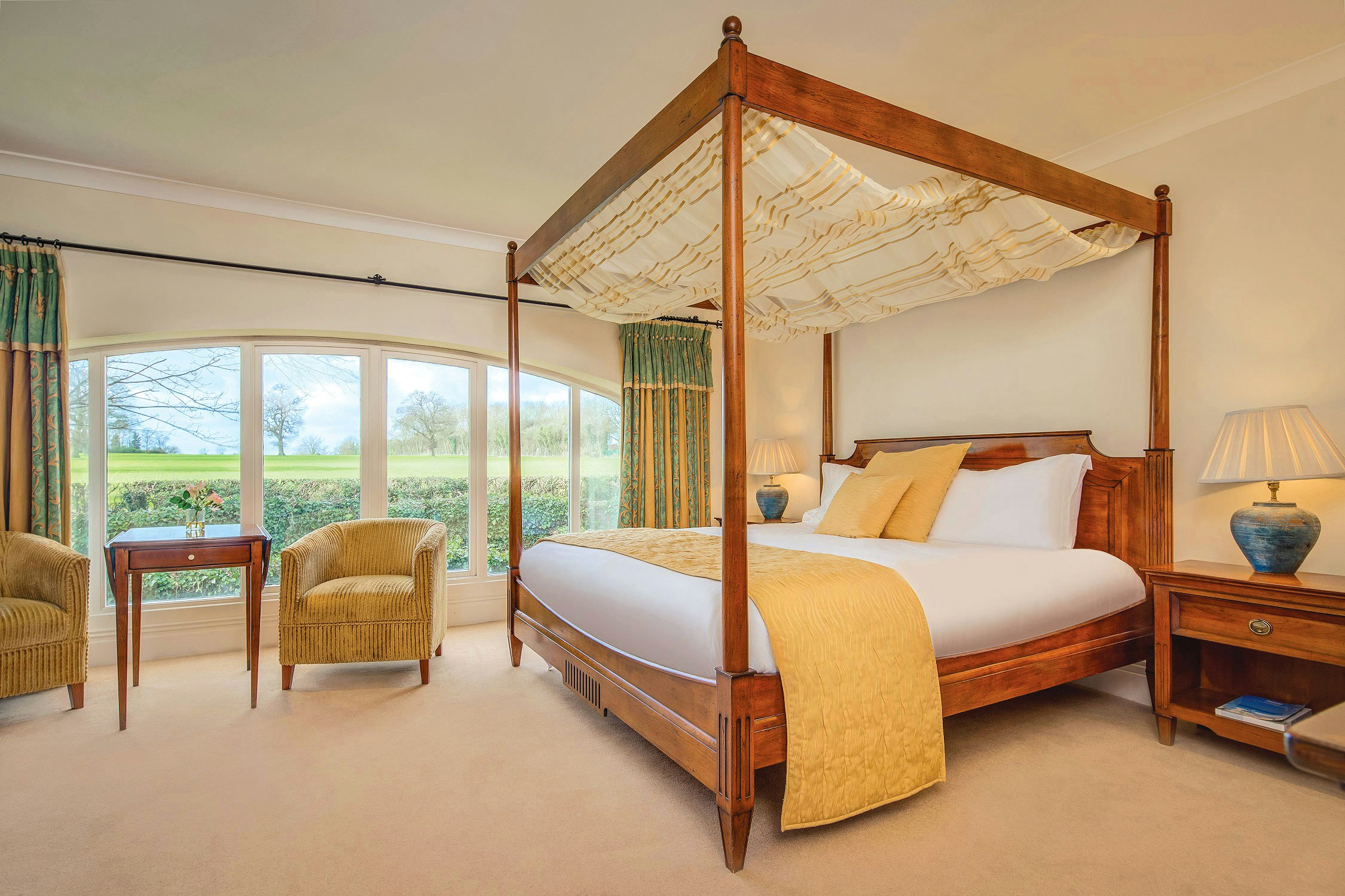NAILCOTE HALL HOTEL AND GOLF CLUB 11/80