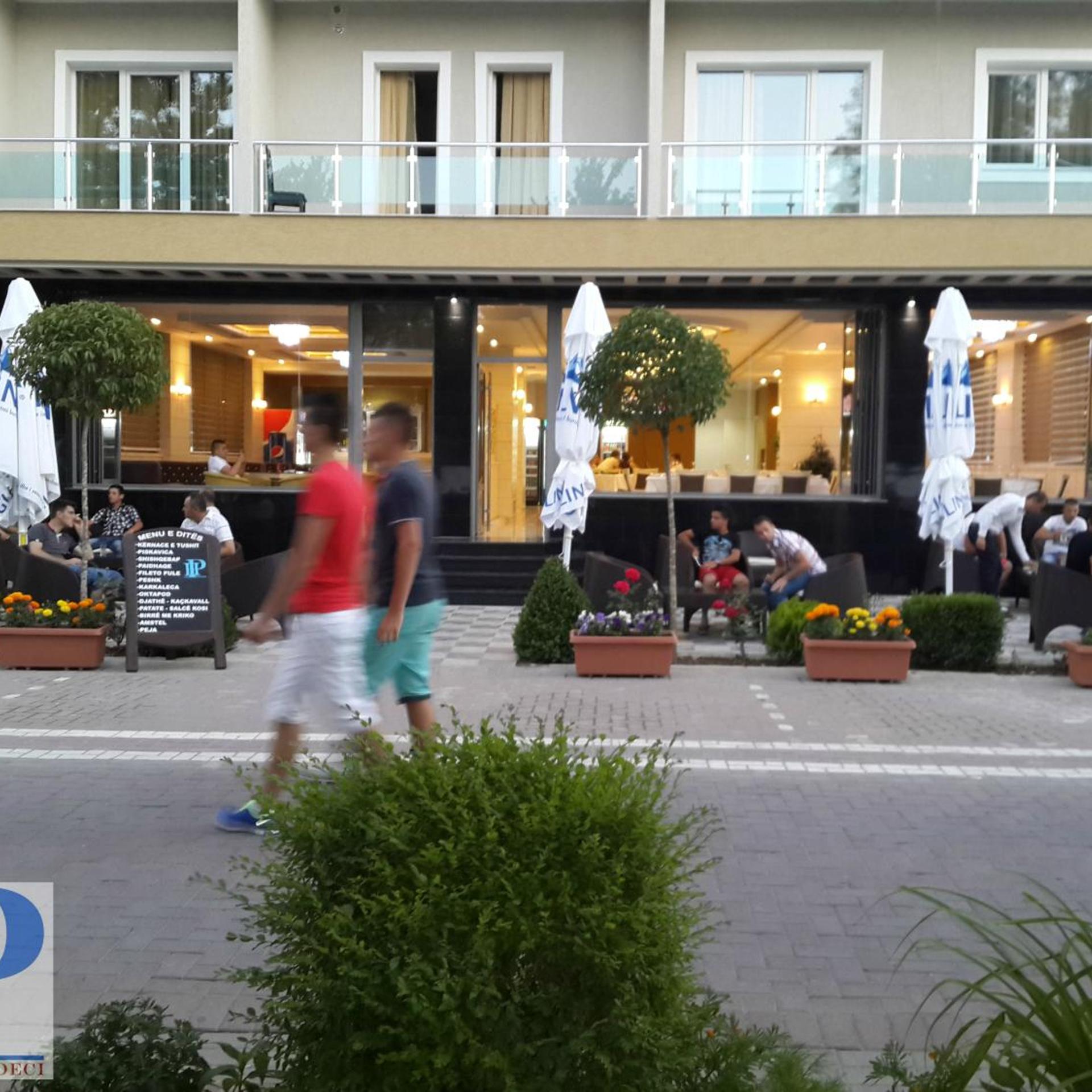 Hotel Pogradeci 9/55