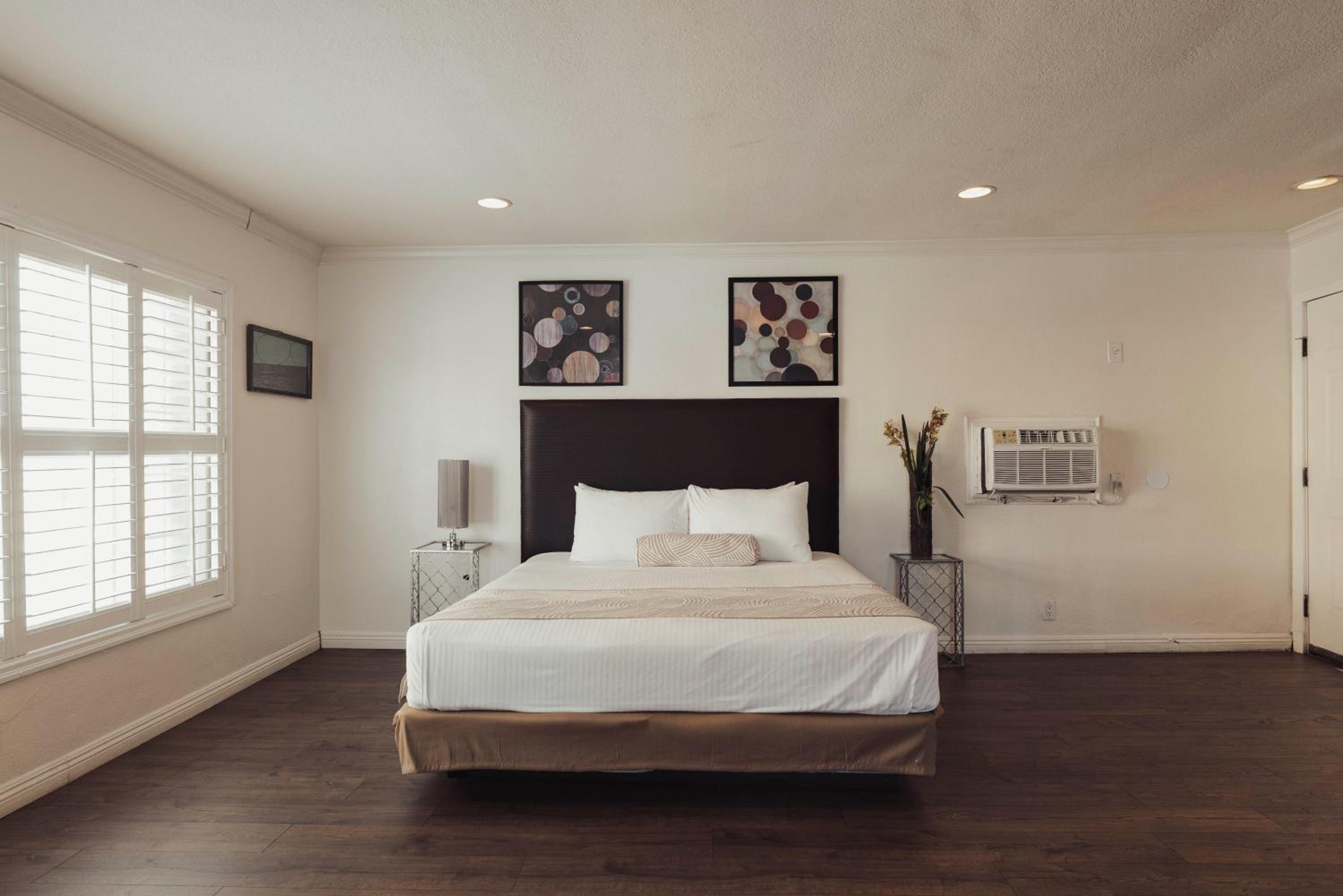 Family Suite, Dixie, 2 Bathrooms، The Dixie Hollywood 2/10