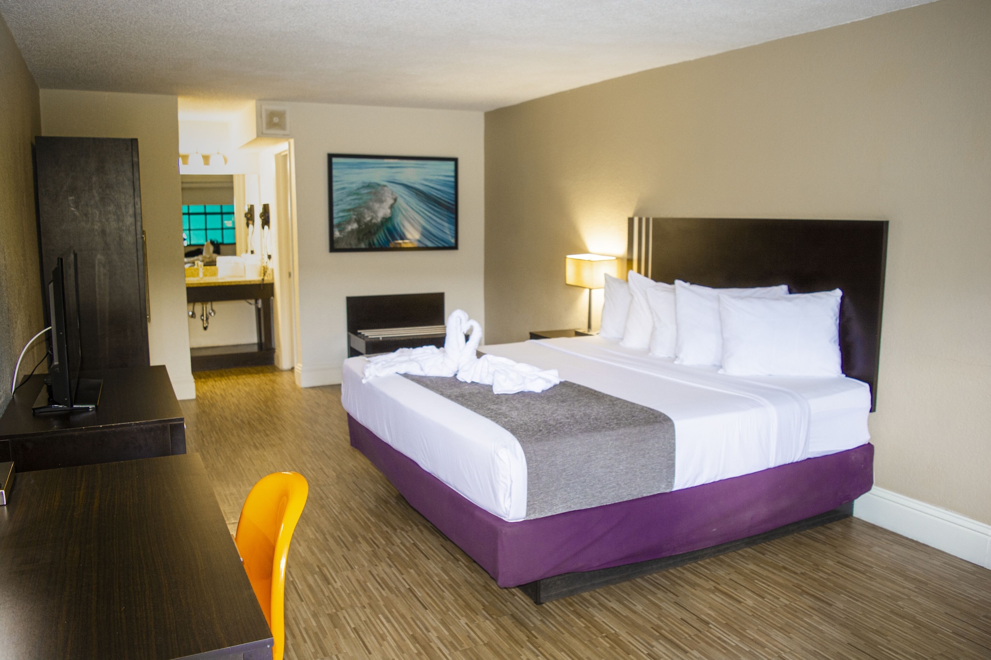 PREMIUM, SUITE, KING BED, SOFA