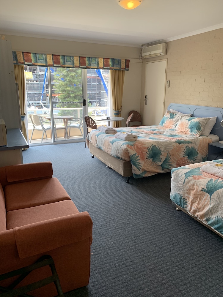 Ulladulla Harbour Motel 38/61