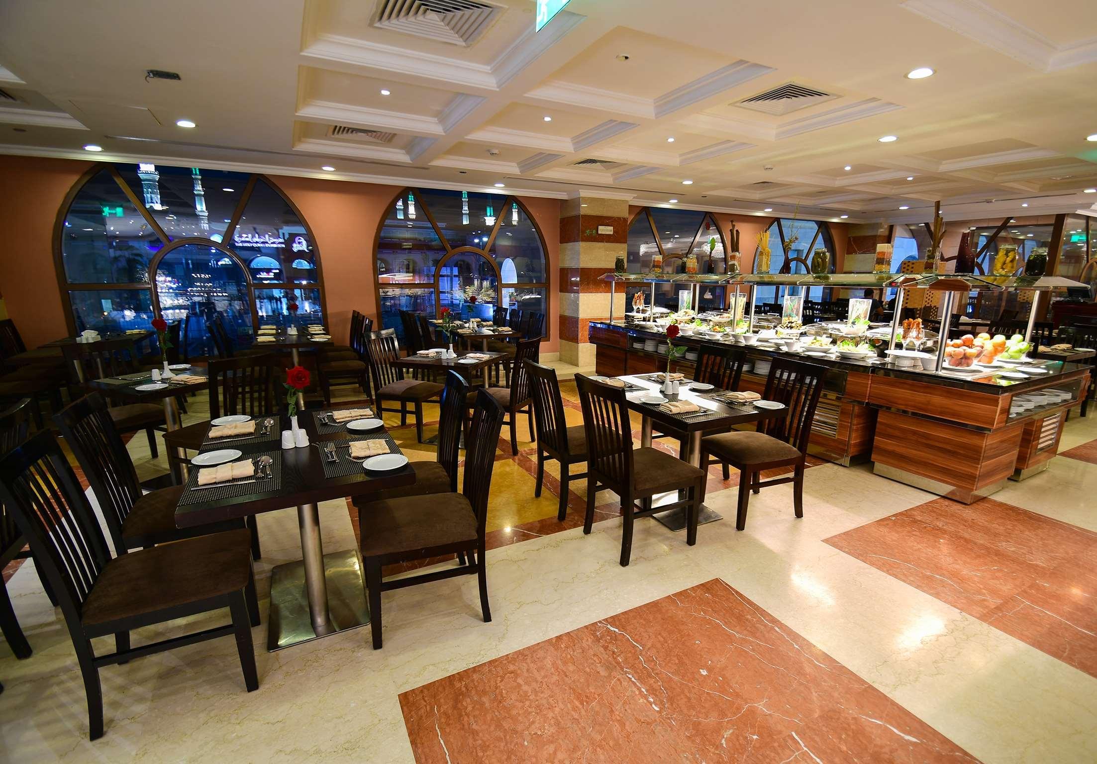 الأنصار جولدن توليب(Al Ansar Golden Tulip) 40/49