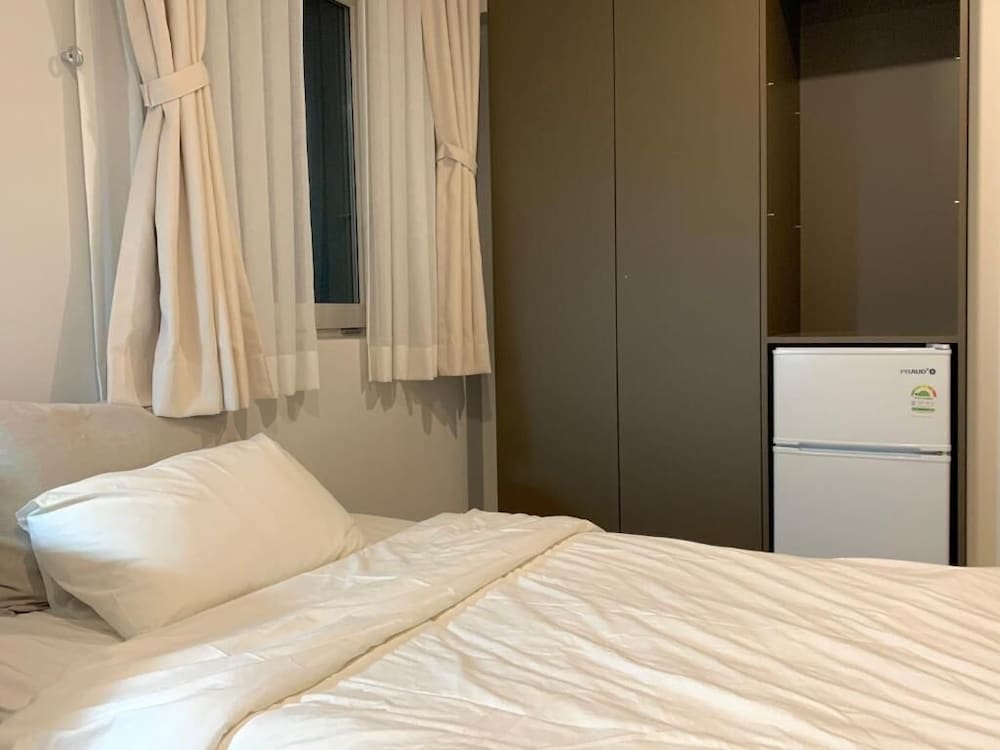Upflo Hostel 31/60