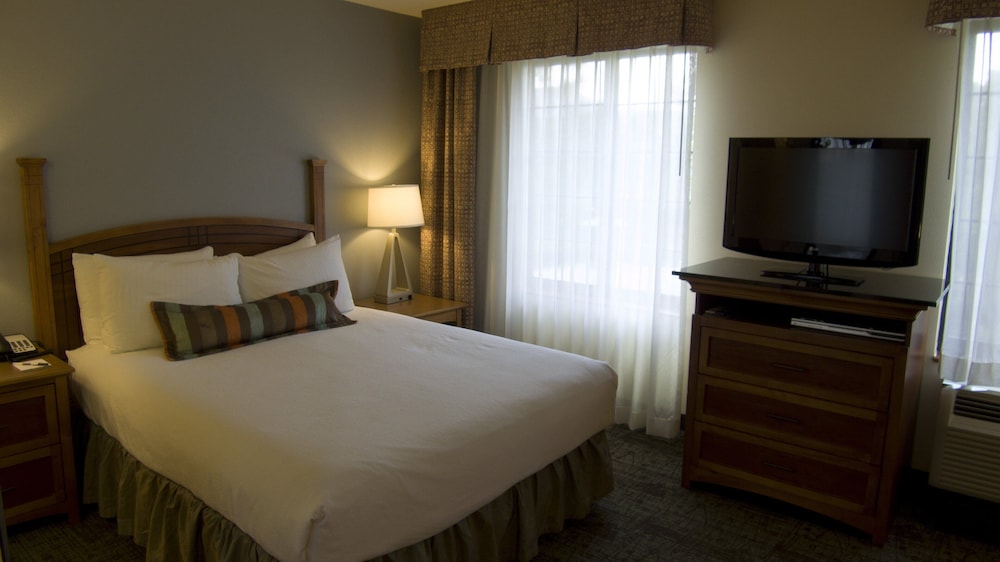 Staybridge Suites Houston West - Energy Corridor 20/76