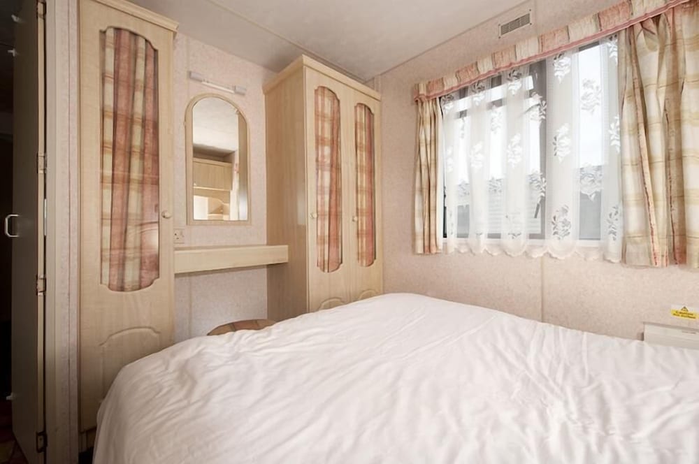 Trelawne Manor Holiday Park 8/30