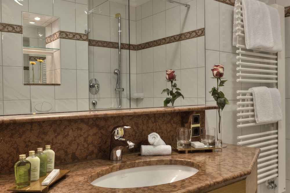 Hotel zum Erdinger Weissbrau 67/67