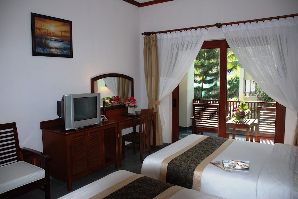 Canary Beach Resort 22/37
