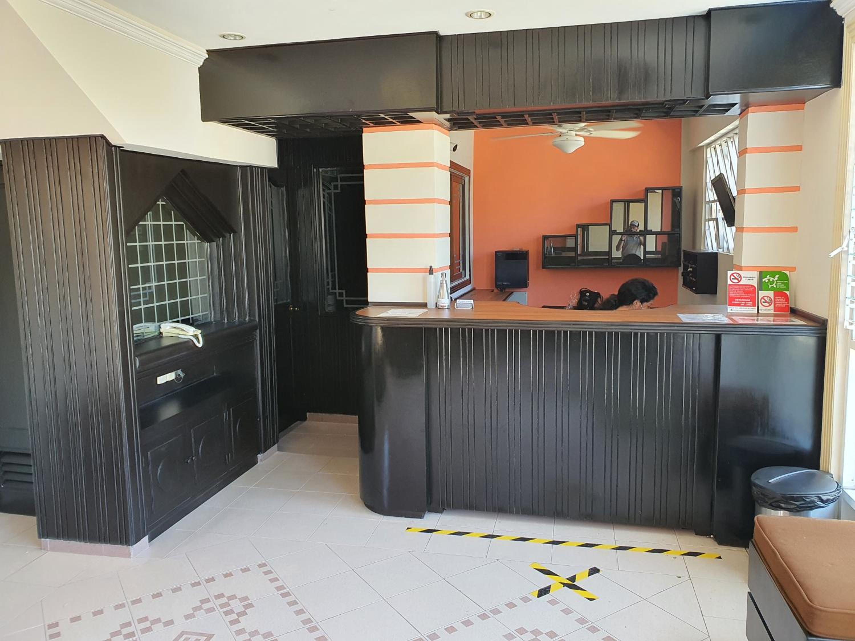 Hotel Atlantico 2/44
