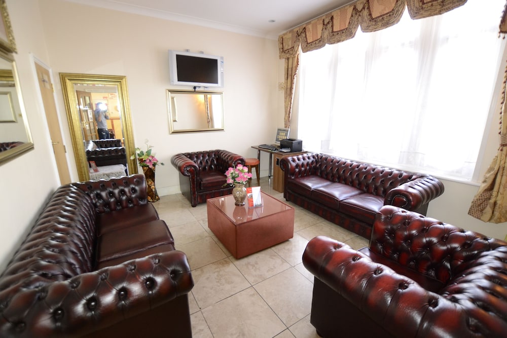 Cranbrook Hotel London 39/55