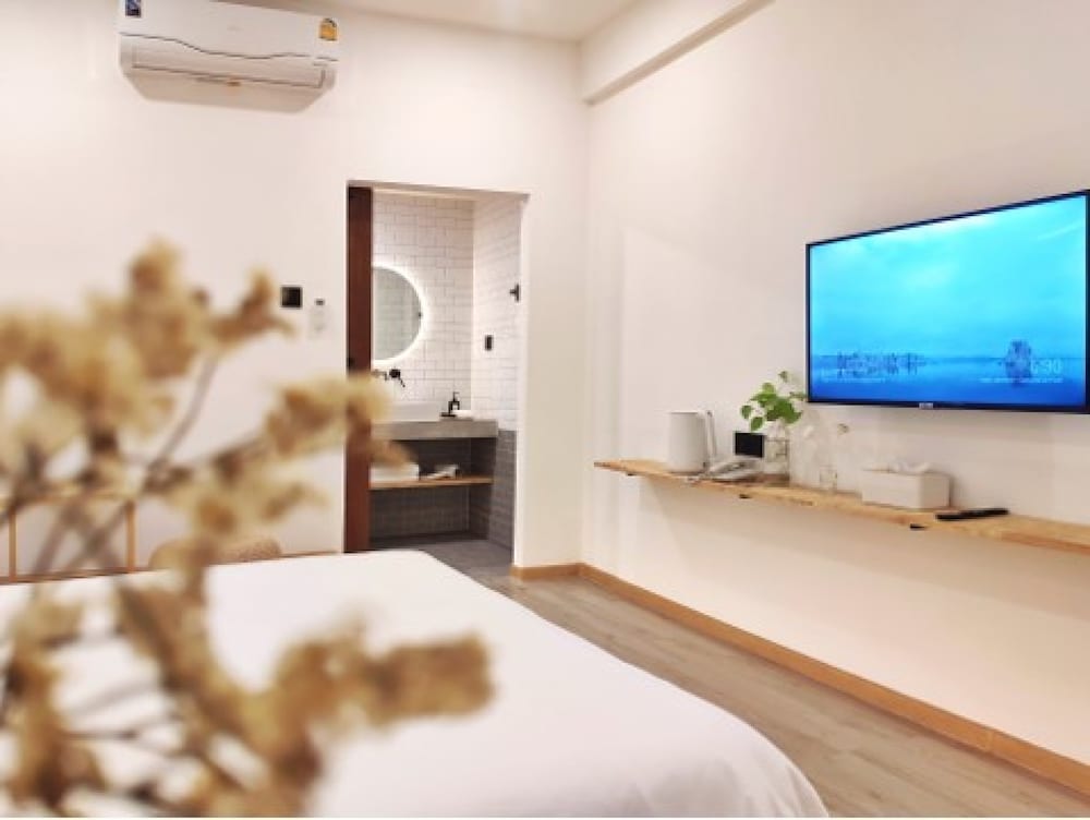Hotel AONO 13/36