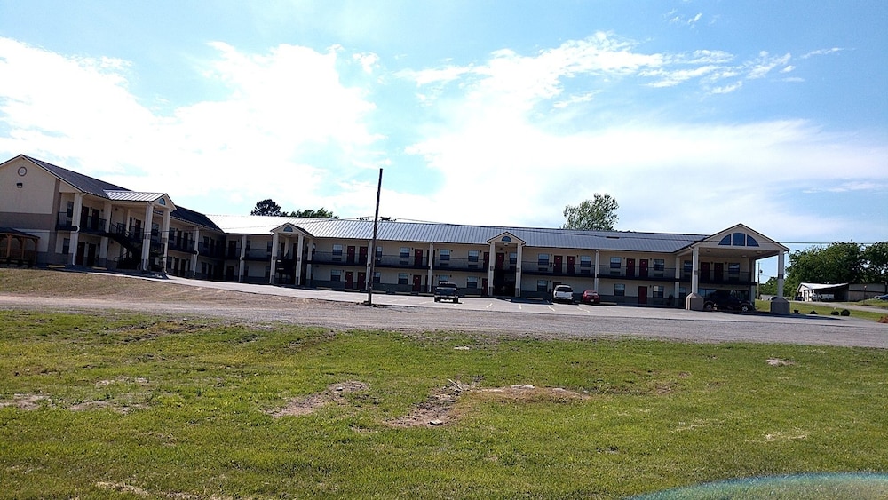 HiWay Inn Express Kiowa Hwy 69 51/55