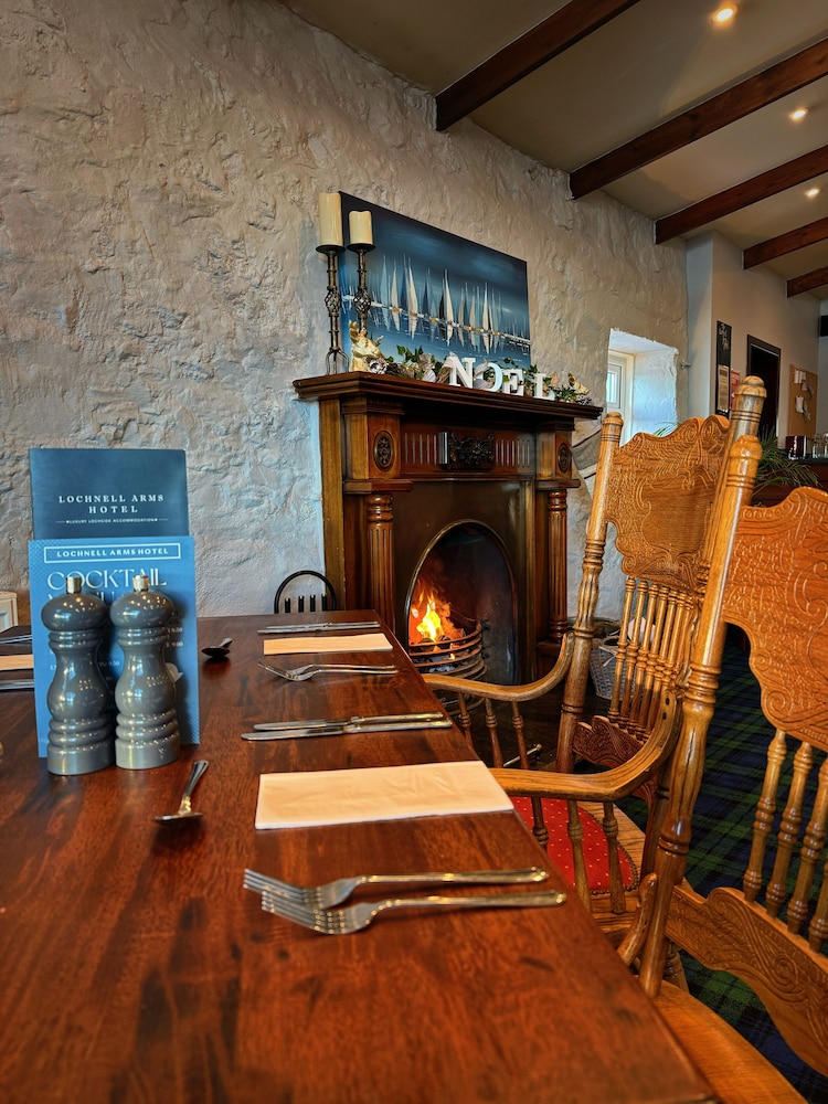 Lochnell Arms Hotel 29/35