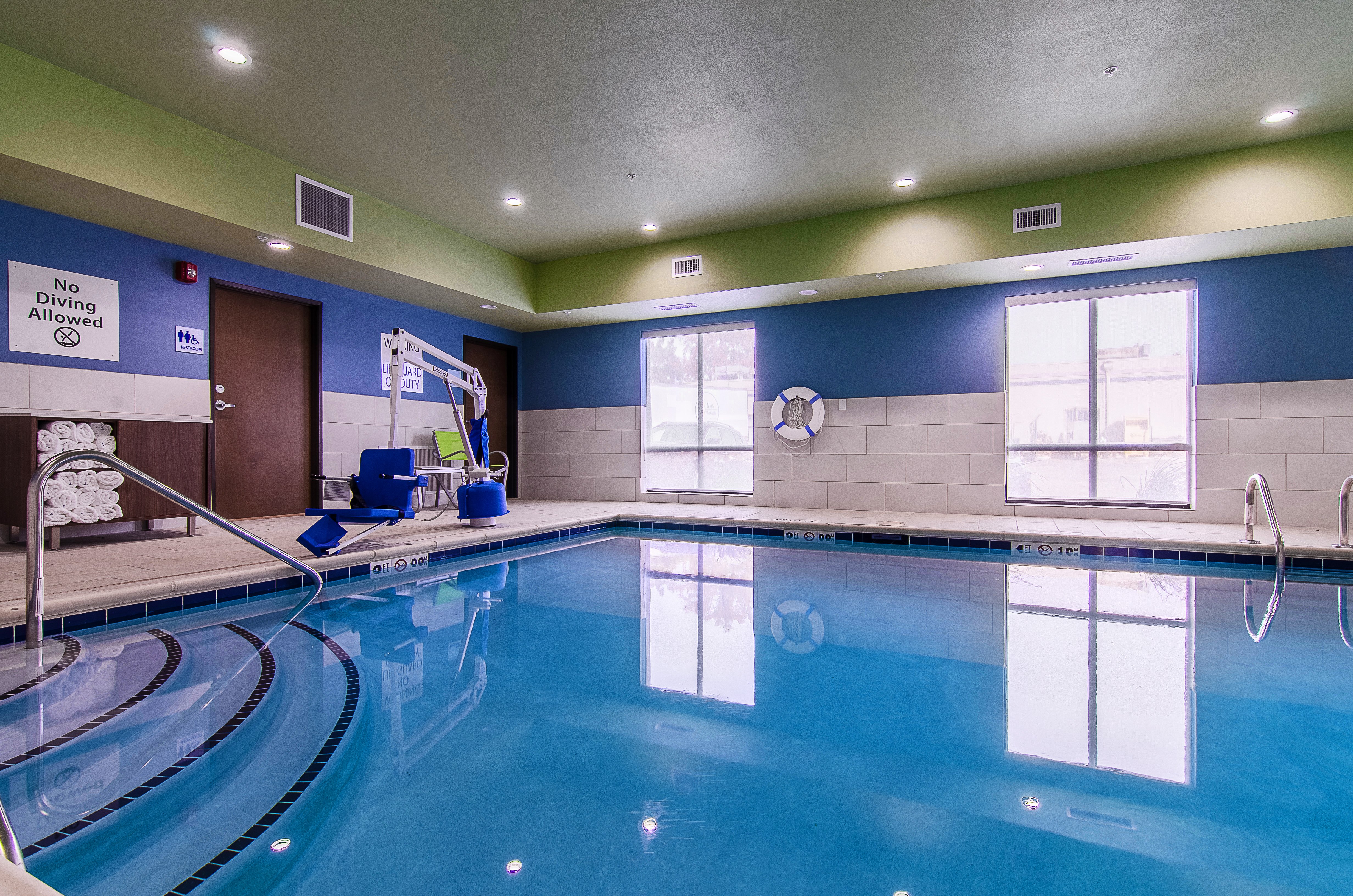 Holiday Inn Express And Suites Atchison 13/30