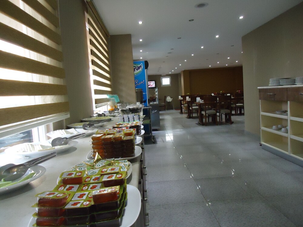 Grand Merin Hotel 55/63