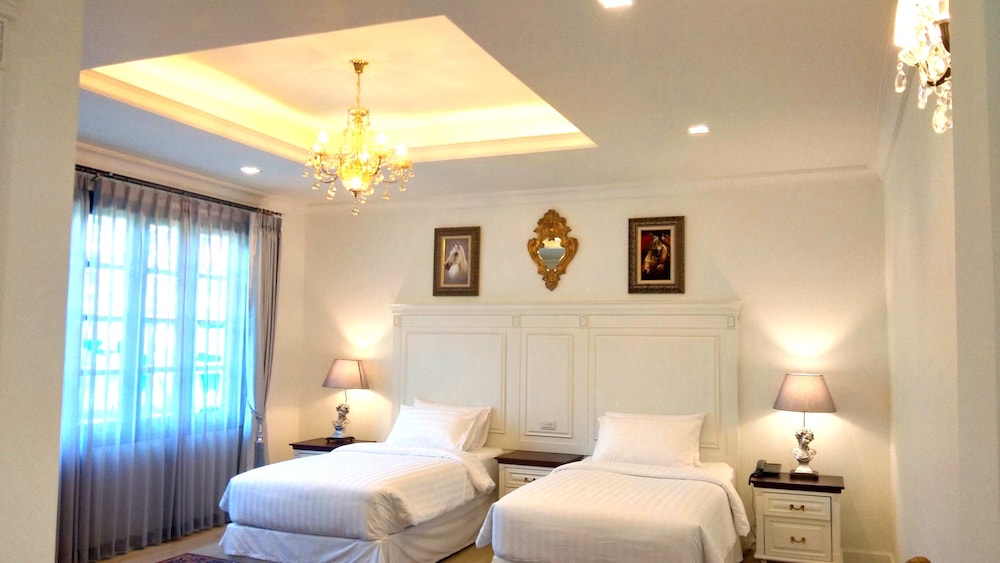 Merchant Villa 11/50